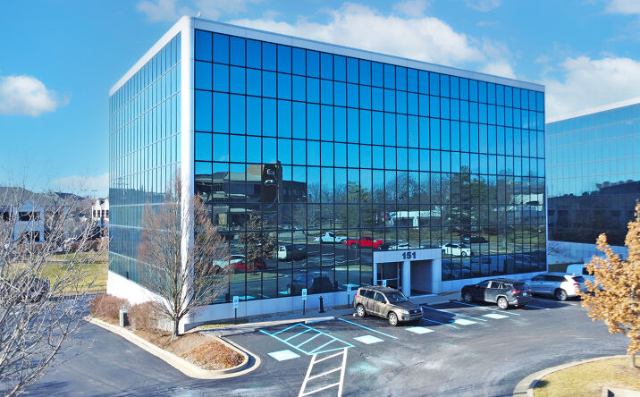 Pictures of Office property located at 151 N Eagle Creek Dr, Lexington, KY 40509 for lease - image #1