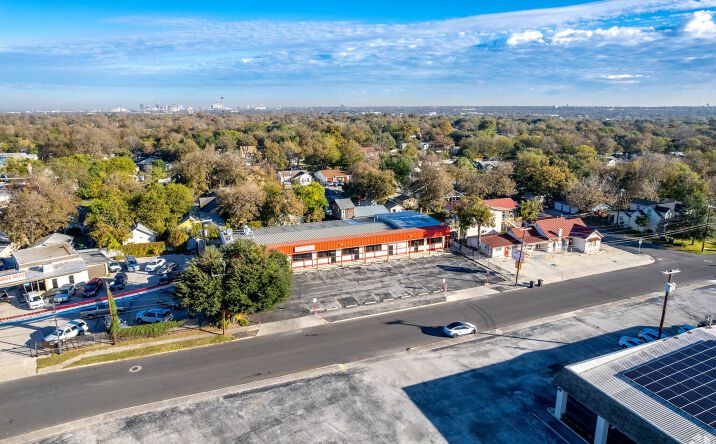 Pictures of Retail property located at 109 Crane Ave, San Antonio, TX 78214 for lease - image #1