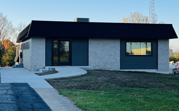 Pictures of Office, Retail property located at 1907 W M 21, Owosso, MI 48867 for lease - image #1