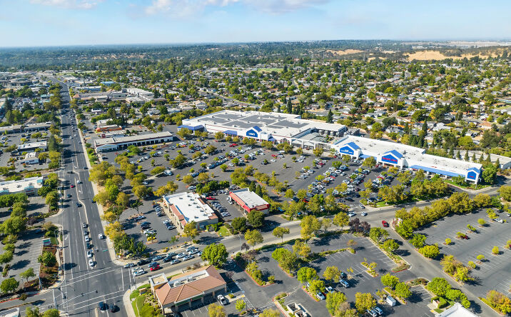 Pictures of Retail property located at 850 E Bidwell St, Folsom, CA 95630 for lease - image #1