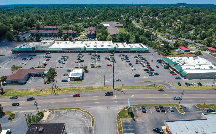 Pictures of Retail property located at 2352 Center Point Pkwy, Birmingham, AL 35215 for lease - image #1