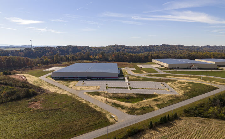 Pictures of Industrial property located at 1295 Huntington Park Dr, Loudon, TN 37774 for lease - image #1