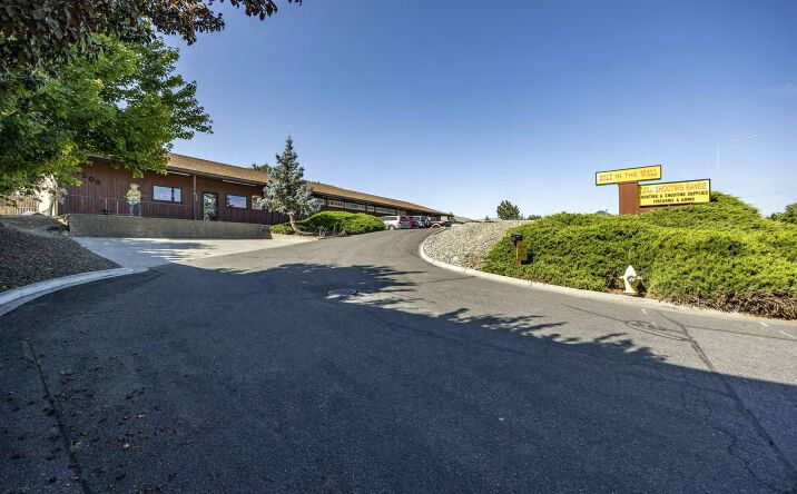 Pictures of Retail, Office property located at 7509 W Deschutes Ave, Kennewick, WA 99336 for lease - image #1