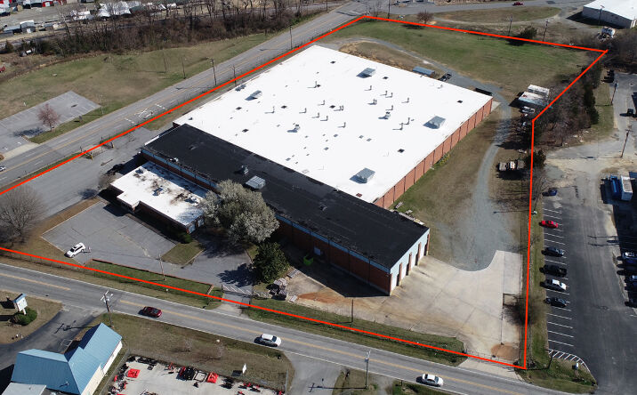 Pictures of Industrial property located at 102 E Holly Hill Rd, Thomasville, NC 27360 for lease - image #1