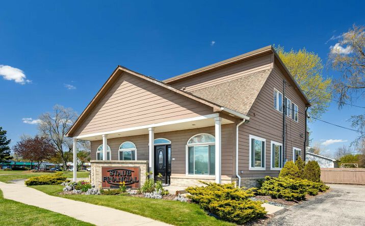 Pictures of Office property located at 5280 Dixie Hwy, Waterford, MI 48329 for lease - image #1