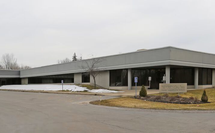 Pictures of Industrial property located at 2491 Wehrle Dr, Buffalo, NY 14221 for lease - image #1