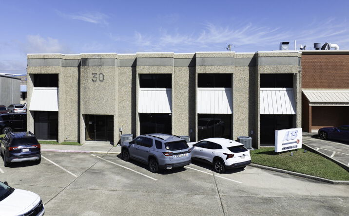 Pictures of Industrial, Office property located at 30 Veterans Memorial Blvd, Kenner, LA 70062 for lease - image #1