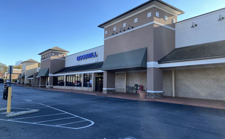 Pictures of Retail property located at 39 E May St, Winder, GA 30680 for lease - image #1