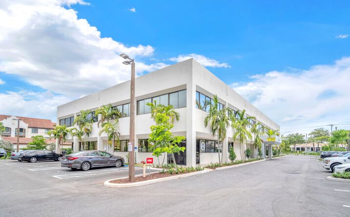 Pictures of Office property located at 7601 N Federal Hwy, Boca Raton, FL 33487 for lease - image #1