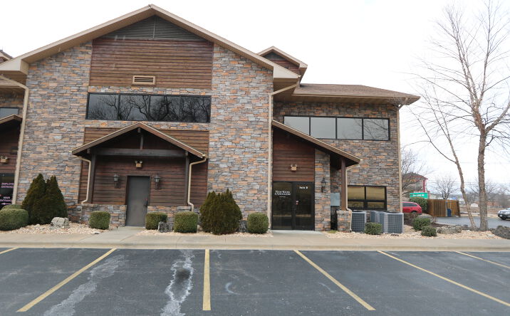 Pictures of Office property located at 201 Buccaneer Blvd, Branson, MO 65616 for lease - image #1