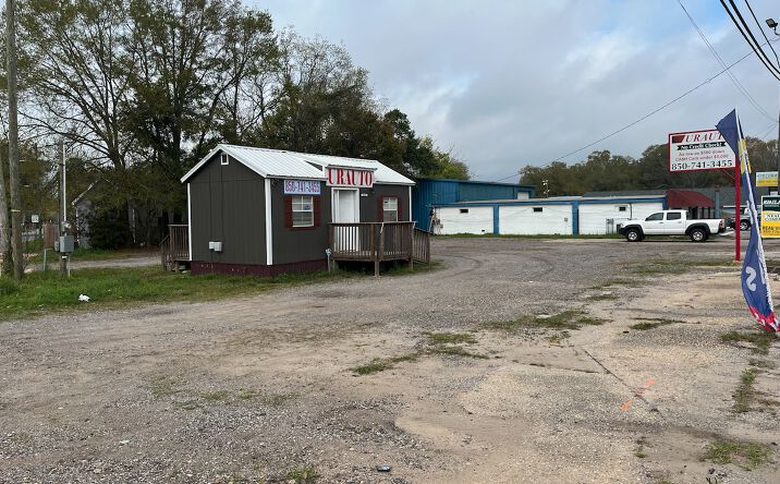Pictures of Office, Retail property located at 8681 N Palafox St, Pensacola, FL 32534 for lease - image #1
