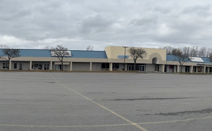 Pictures of Retail, Restaurant, Office property located at 3450 Winton Place, Rochester, NY 14623 for lease - image #1