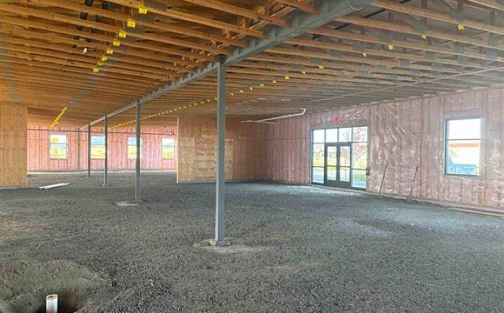 Pictures of Retail property located at 7034 W Clearwater Ave, Kennewick, WA 99336 for lease - image #1