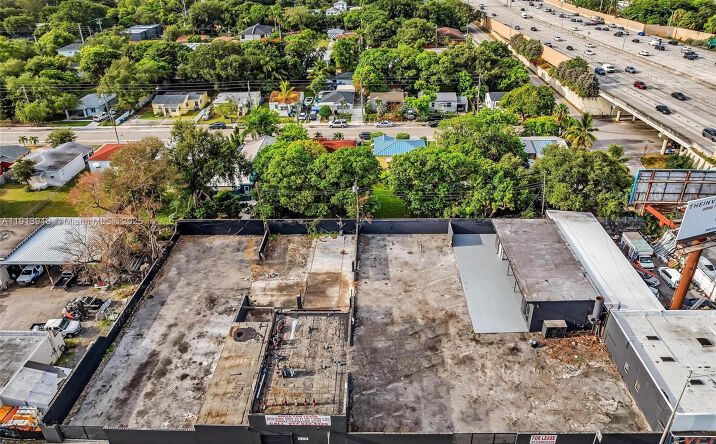 Pictures of Retail, Industrial property located at 584 NW 54th St, Miami, FL 33127 for lease - image #1