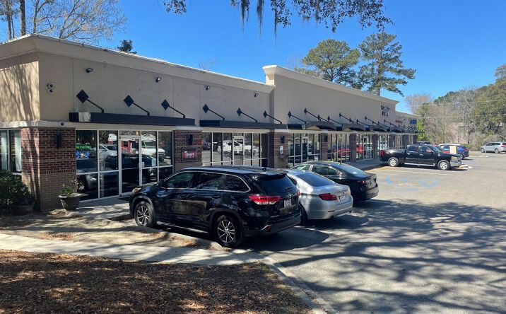 Pictures of Retail, Office, Special Purpose property located at 8530 Dorchester Road, North Charleston, SC 29420 for lease - image #1