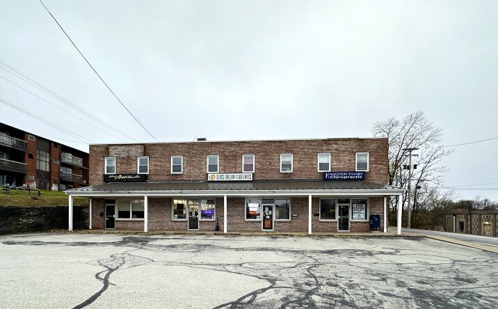 Pictures of Retail, Office property located at 3948 Monroeville Blvd, Monroeville, PA 15146 for lease - image #1