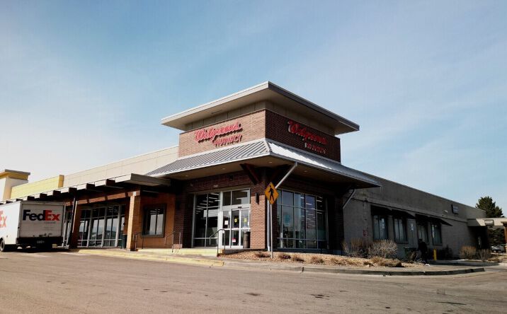 Pictures of Retail property located at 7665 W Jewell Ave, Lakewood, CO 80232 for lease - image #1