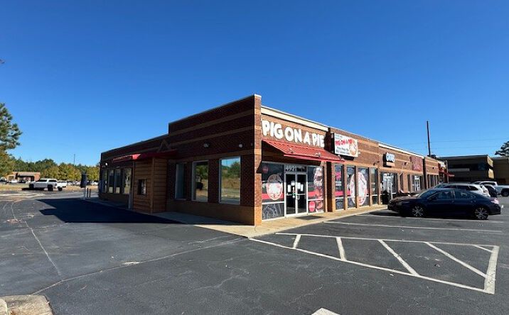 Pictures of Retail, Restaurant property located at 4921 Riverside Dr, Macon, GA 31210 for lease - image #1