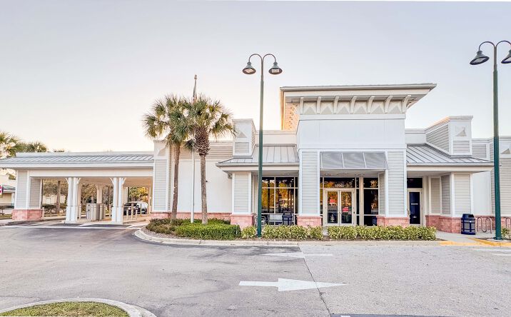 Pictures of Retail property located at 12965 Collier Blvd, Naples, FL 34116 for lease - image #1