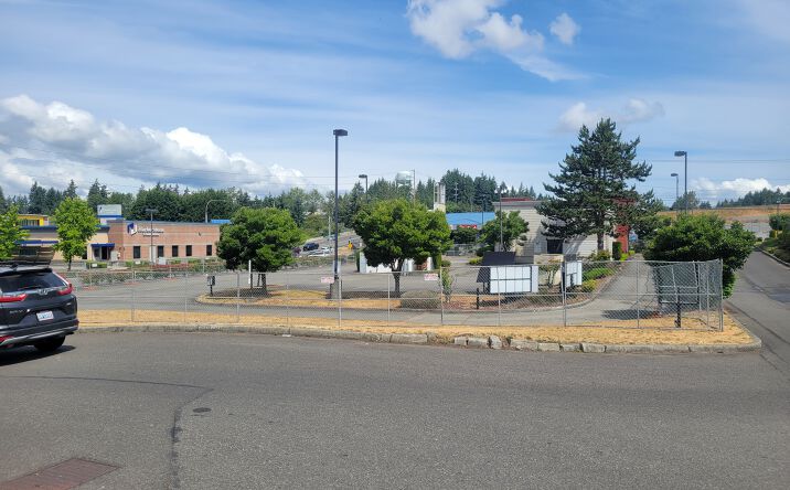 Pictures of Retail property located at 4702 Center St, Tacoma, WA 98409 for lease - image #1