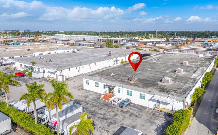 Pictures of Industrial property located at 3925 E 10th ct, Hialeah, FL 33013 for lease - image #1