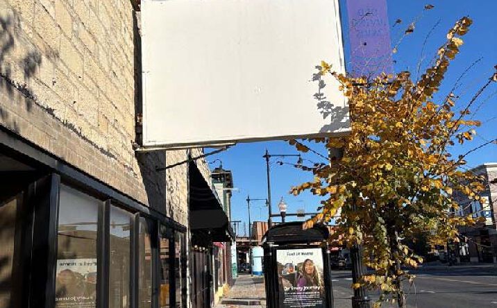 Pictures of Office property located at 4210 W Irving Park Road, Chicago, IL 60641 for lease - image #1