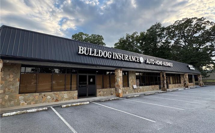 Pictures of Retail, Office property located at 713 Forest Parkway, Forest Park, GA 30297 for lease - image #1