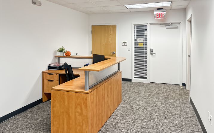 Pictures of Office property located at 6063 Hudson Rd, Suite 300, Woodbury, MN 55125 for lease - image #1