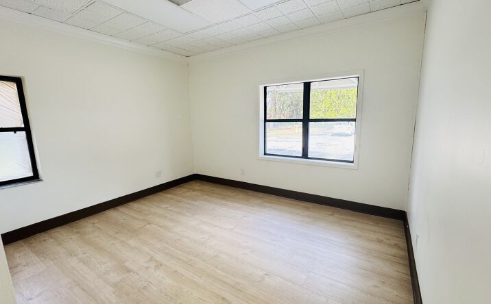 Pictures of Office property located at 8421 Baymeadows Way, Jacksonville, FL 32256 for lease - image #1