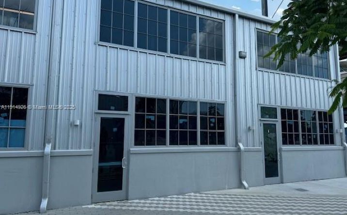 Pictures of Retail, Special Purpose property located at 3385 Pan American Dr, Miami, FL 33133 for lease - image #1