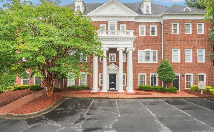 Pictures of Office property located at 600 Village Trace NE, Marietta, GA 30067 for lease - image #1