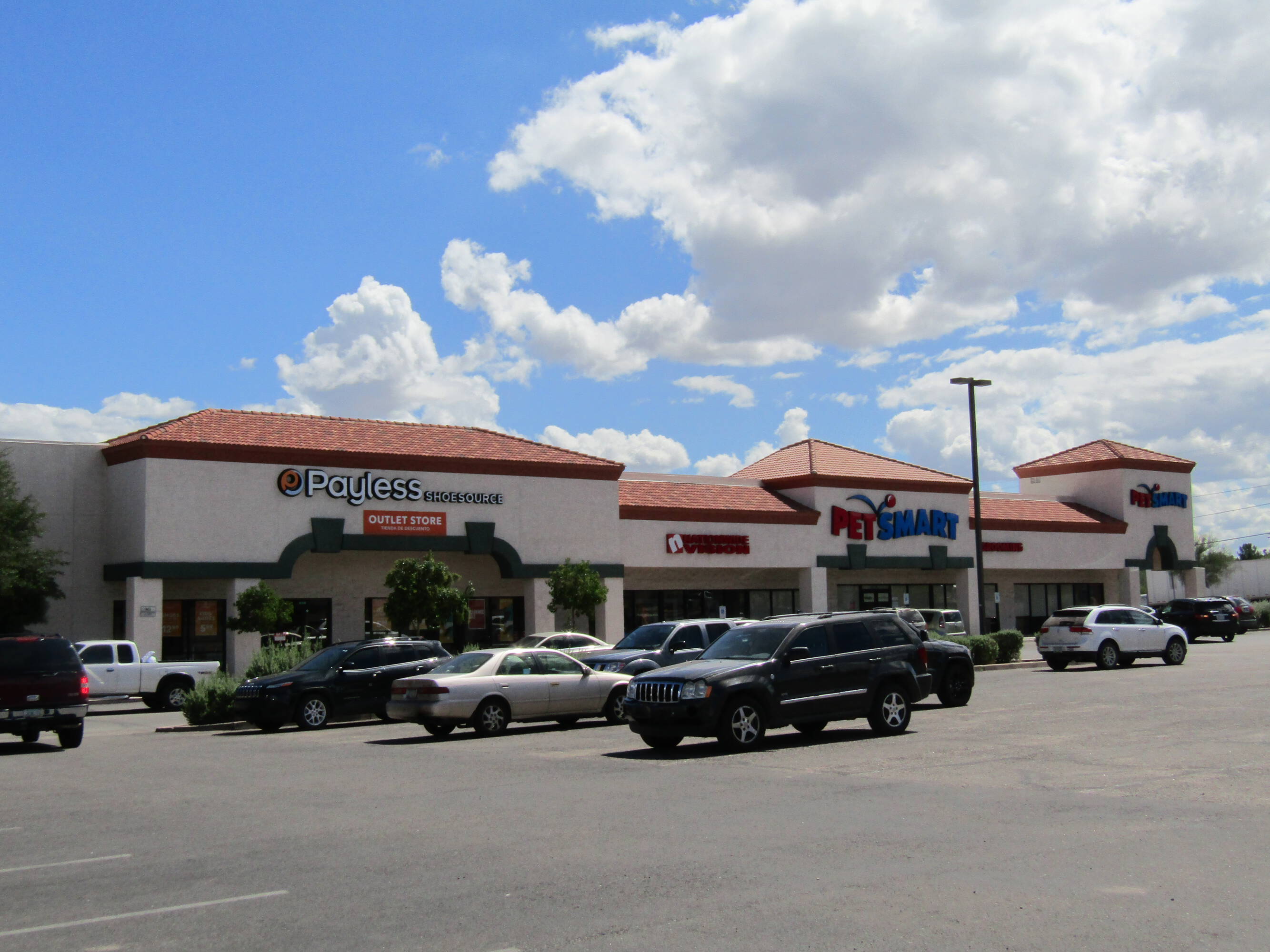 230 W Mariposa Rd, Nogales, AZ 85621