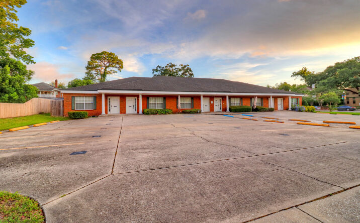 Pictures of Office property located at 2715 Oak St, Jacksonville, FL 32205 for lease - image #1