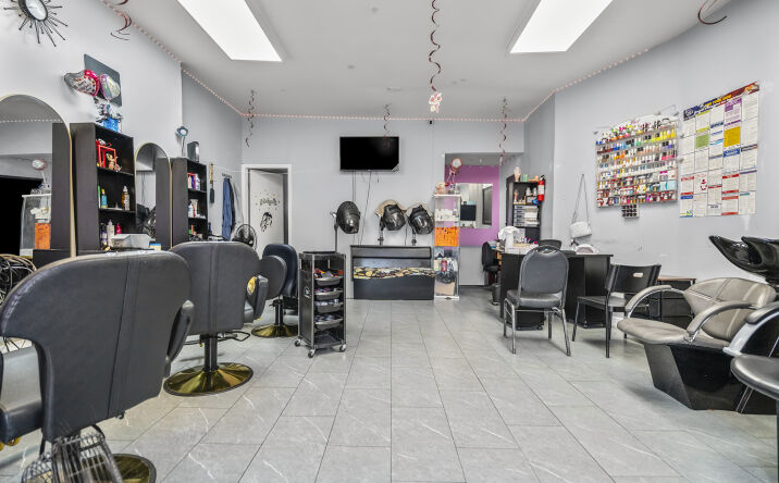 Pictures of Retail, Office, Restaurant property located at 123 Elm St, Yonkers, NY 10701 for lease - image #1