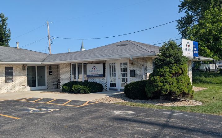 Pictures of Office property located at 2424 E Lincoln St, Bloomington, IL 61701 for lease - image #1