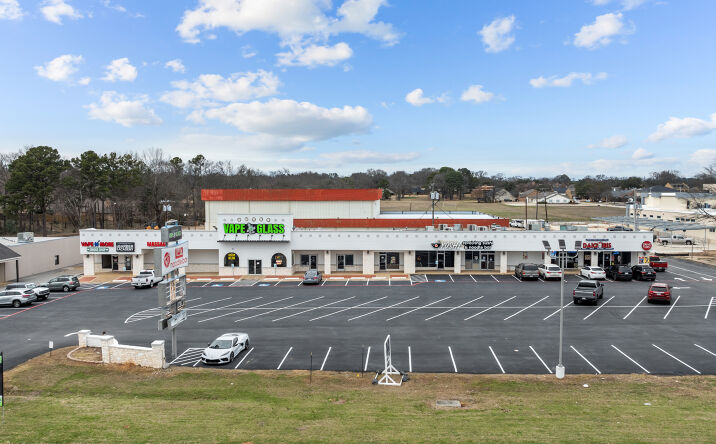 Pictures of Retail, Office, Special Purpose property located at 713 W SW Loop 323, Tyler, TX 75701 for lease - image #1
