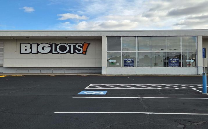 Pictures of Retail property located at 970 N Colony Rd, Wallingford, CT 06492 for lease - image #1