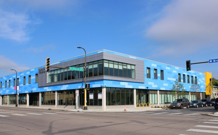 Pictures of Office property located at 800 W Broadway, Minneapolis, MN 55411 for lease - image #1