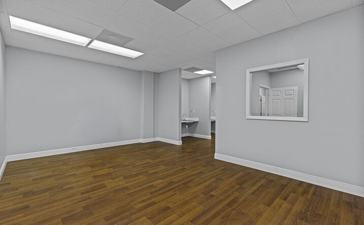 Pictures of Retail, Office property located at 108 SW Monterey Rd, Stuart, FL 34994 for lease - image #1