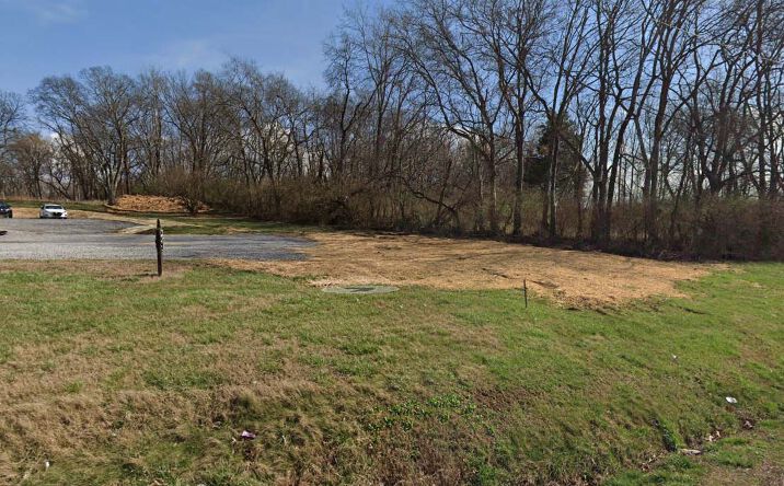 Pictures of Office, Land property located at 4019 Dickerson Pike, Nashville, TN 37207 for lease - image #1