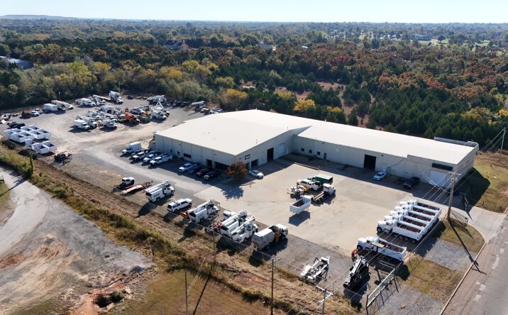 Pictures of Industrial property located at 4700 N Bryant Ave, Oklahoma City, OK 73121 for lease - image #1