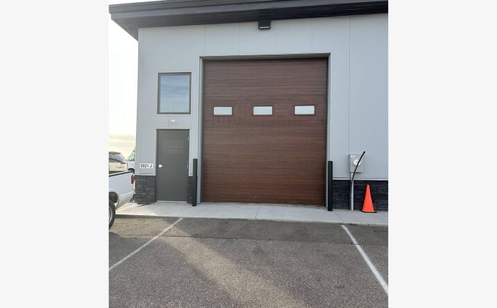 Pictures of Industrial property located at 3021 I Evergreen Trl, Mankato, MN 56001 for lease - image #1