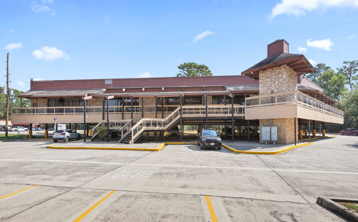 Pictures of Retail, Office property located at 1210 Hamblen Rd, Houston, TX 77339 for lease - image #1