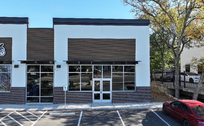 Pictures of Retail, Office property located at 12022 Huebner Rd, San Antonio, TX 78230 for lease - image #1