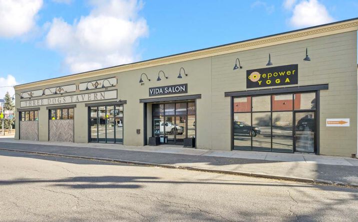 Pictures of Retail property located at 3390 W 32nd Ave, Denver, CO 80221 for lease - image #1