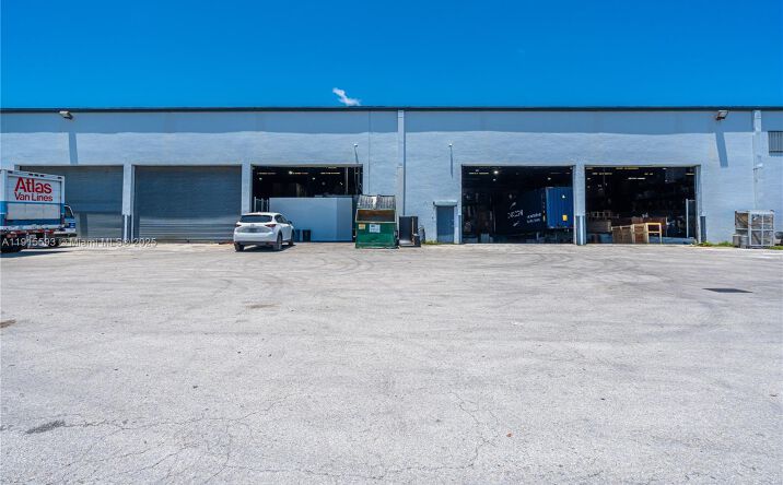 Pictures of Industrial property located at 3353 NW 74th Ave, Miami, FL 33122 for lease - image #1