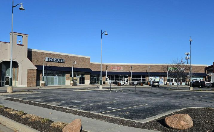 Pictures of Retail, Office property located at 12040 McDermott Plz, La Vista, NE 68128 for lease - image #1