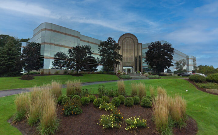 Pictures of Office property located at 6480 Rockside Wds Blvd S, Independence, OH 44131 for lease - image #1