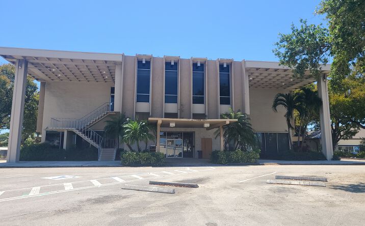 Pictures of Office property located at 10235 W Sample Rd, Coral Springs, FL 33065 for lease - image #1