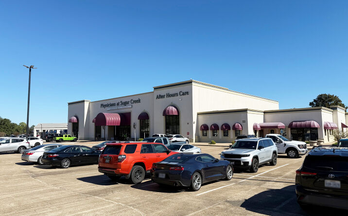 Pictures of Retail property located at 14023 Parkway Blvd, Sugar Land, TX 77478 for lease - image #1